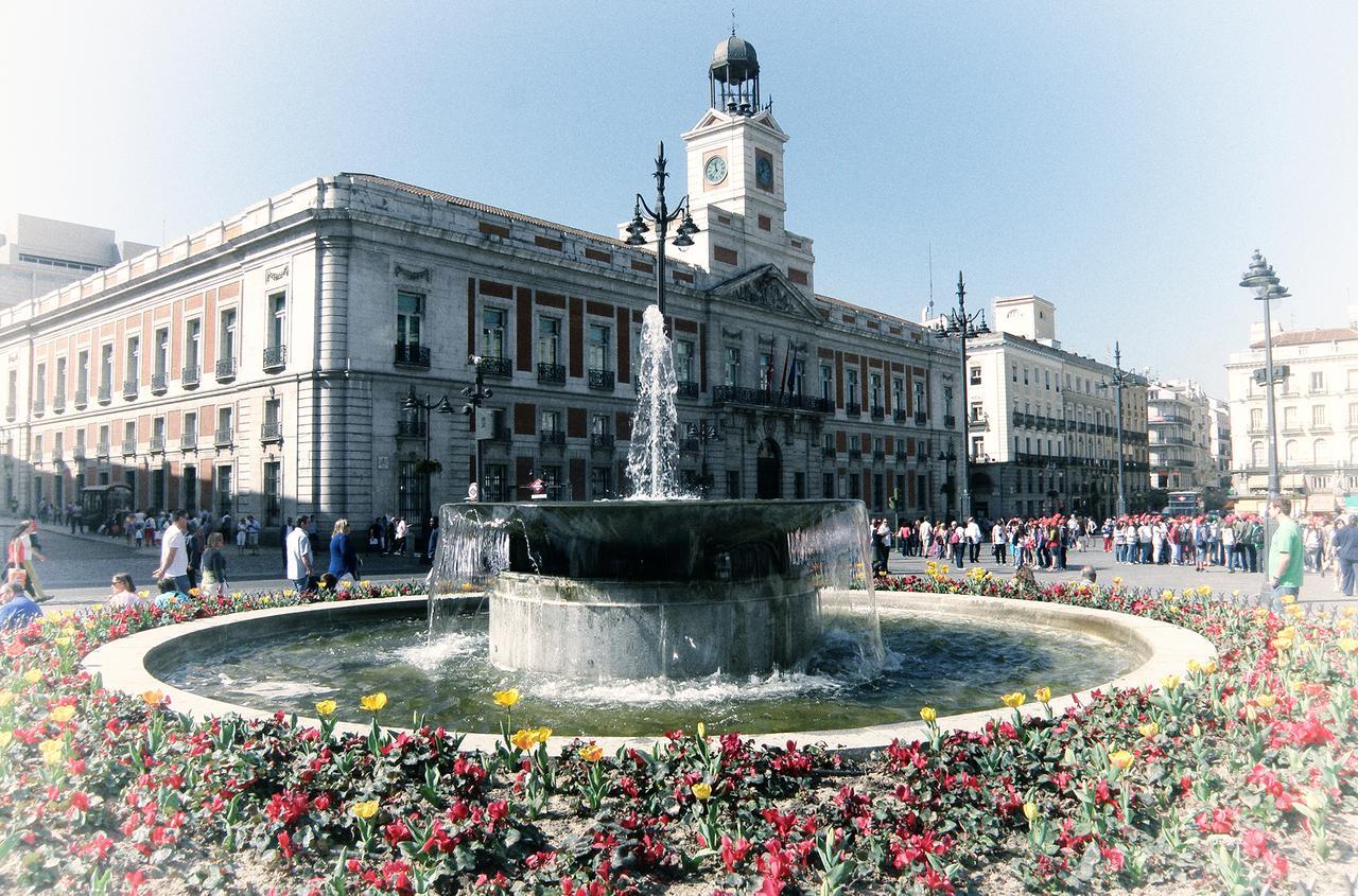 Santa Ana Apartamento Madrid Buitenkant foto
