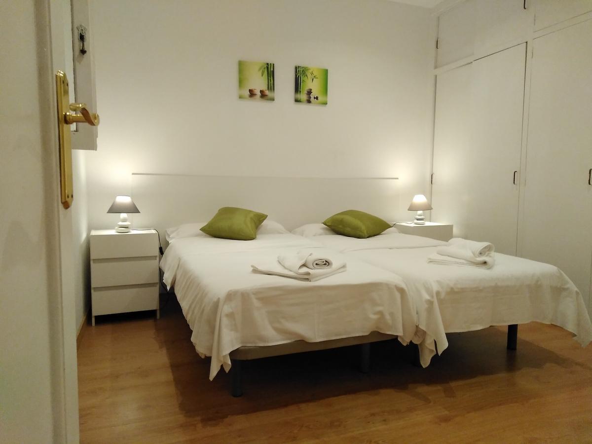 Santa Ana Apartamento Madrid Buitenkant foto