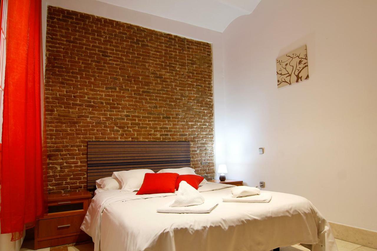 Santa Ana Apartamento Madrid Buitenkant foto
