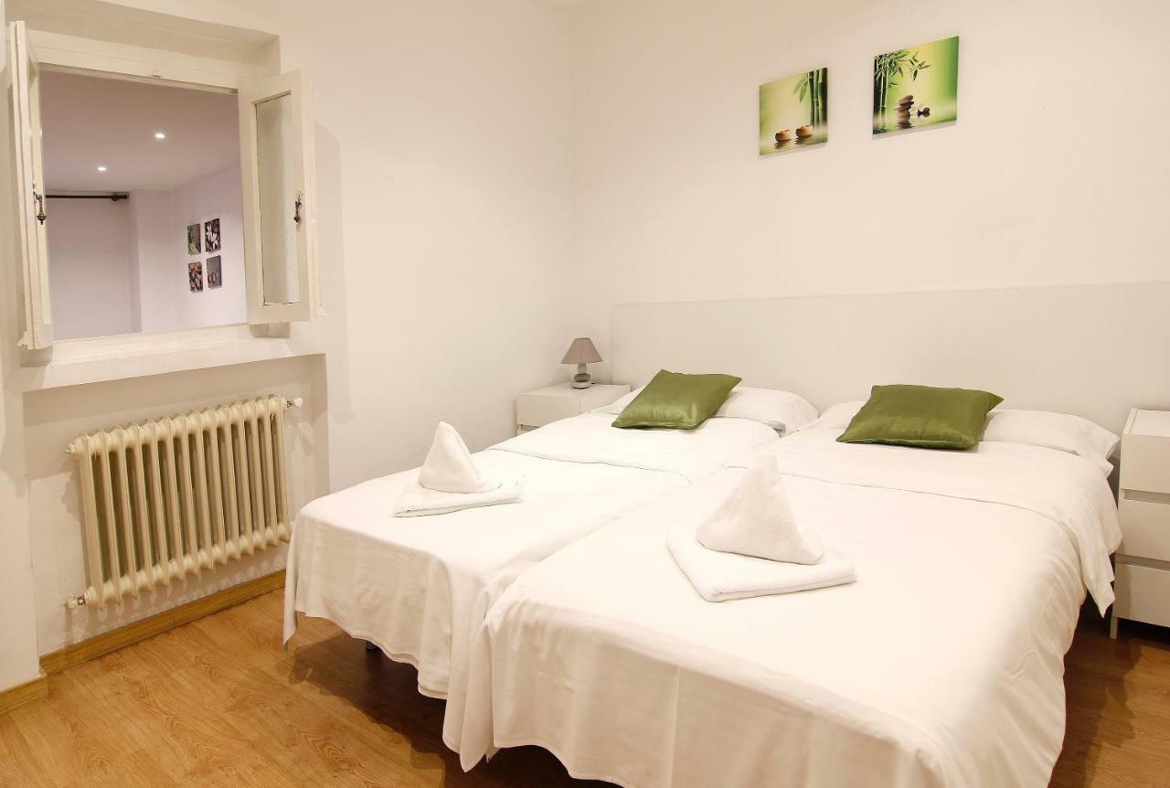 Santa Ana Apartamento Madrid Buitenkant foto
